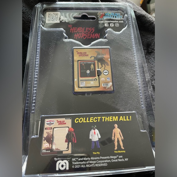 NWT - World’s Smallest Toy Headless Horseman Figure. Fully sealed, never opened. - Picture 3 of 4